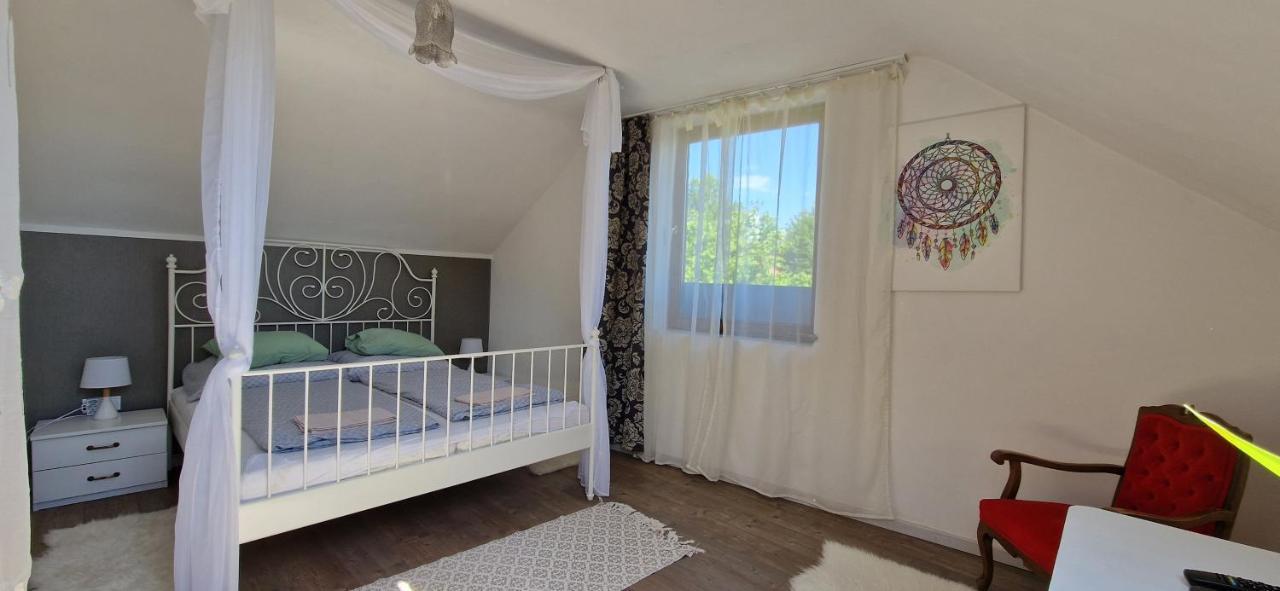Boholand Apartman Eger Exterior photo